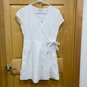 Francesca’s Jun & Ivy white eyelet dress sz M